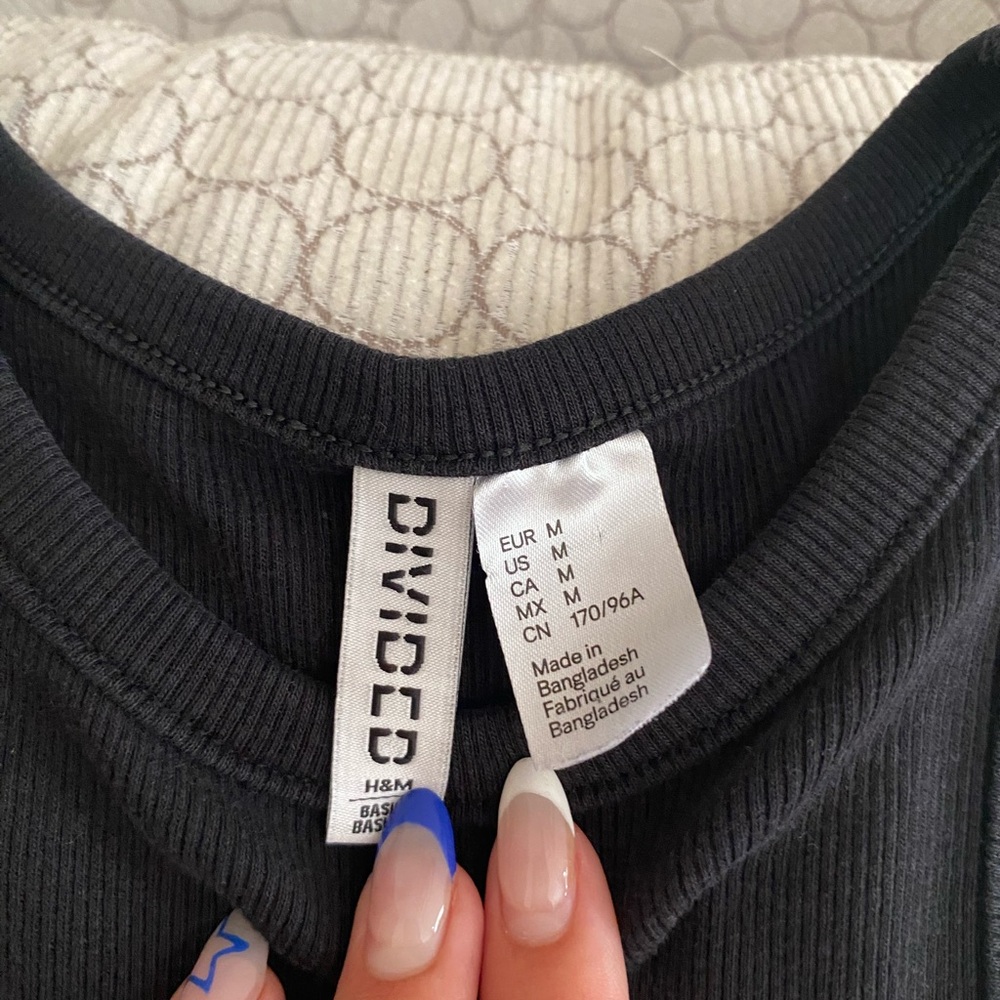 H&M Black Ribbed Tank Top - Picture 2 of 2